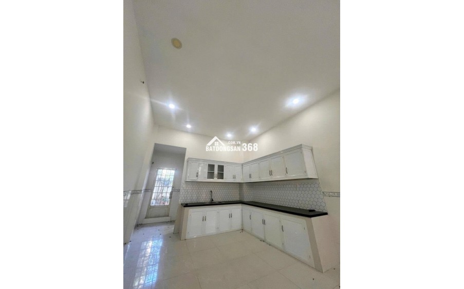 Chính Chủ bán gấp nhà mặt tiền Sơn Kỳ Tân Phú, DT 100m² SHR, giá chỉ 12.5 tỷ TL